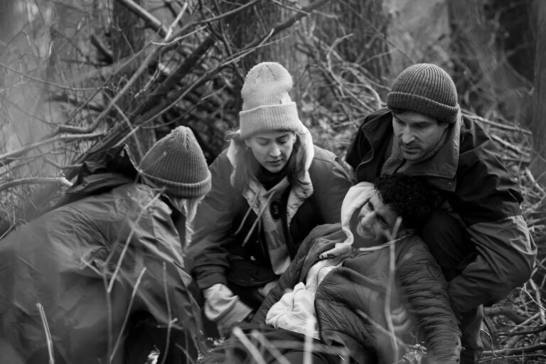 80-й Венеційський кінофестиваль: від мігрантської драми на кордоні до сюрреалізму Далі з поглядом Дюп'є 61 80-й Венеційський кінофестиваль: від мігрантської драми на кордоні до сюрреалізму Далі з поглядом Дюп'є 61