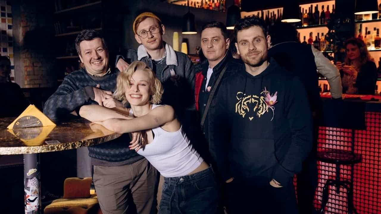 Ховаючи колишню: Дивимось трейлер нового серіалу від Sweet.tv 1