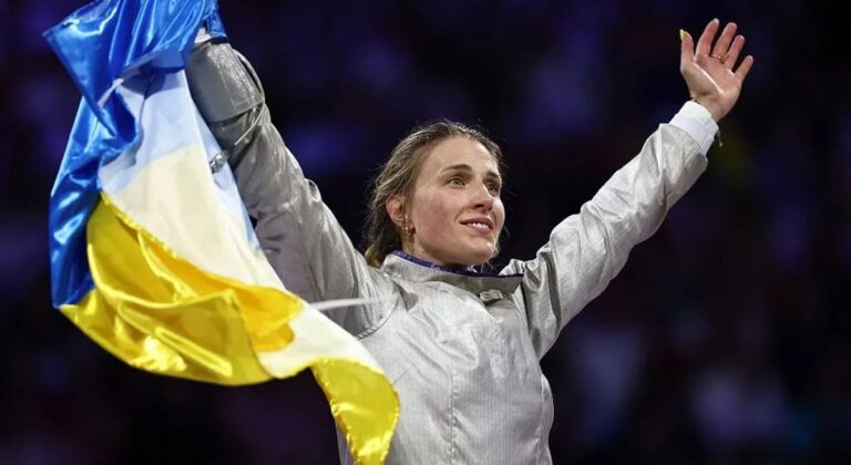 Наше кіно: Фехтувальниця - український хіт про незламну Ольгу Харлан, що здобуває всеукраїнський успіх 8