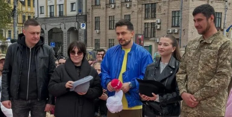 Чому скандал із "Караоке на майдані" вибухнув саме зараз 3 Чому скандал із "Караоке на майдані" вибухнув саме зараз 3
