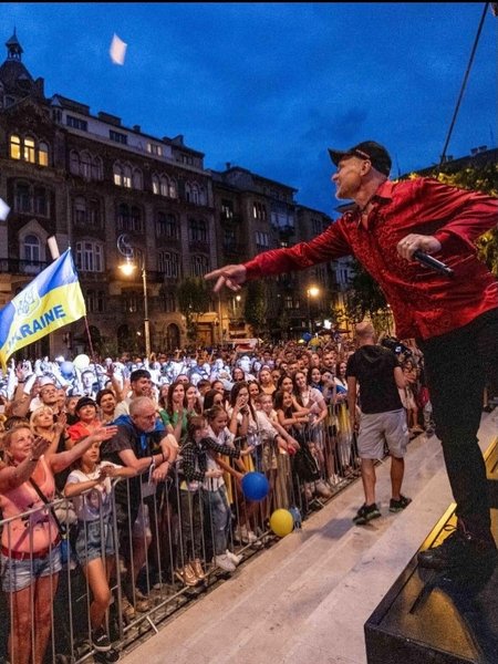 Чому лідер "Воплі Відоплясова" Олег Скрипка став фігурантом скандалу 1 Чому лідер "Воплі Відоплясова" Олег Скрипка став фігурантом скандалу 1