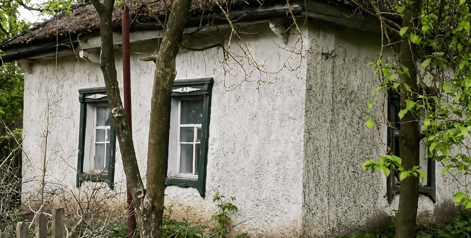 Чому найгірша хата в селі стала зразком для наслідування: дивовижні зміни за 3 роки 1 Чому найгірша хата в селі стала зразком для наслідування: дивовижні зміни за 3 роки 1