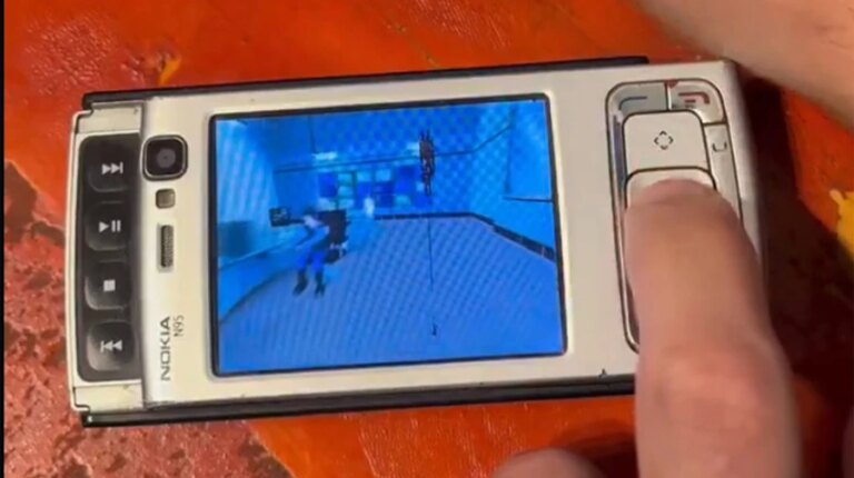 Half-Life на Nokia N95: розробник досяг 30 FPS 1