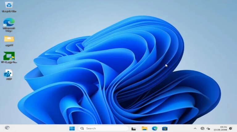 Windows 11 на ПК 2003 року: ентузіаст запустив Half-Life 2 41 Windows 11 на ПК 2003 року: ентузіаст запустив Half-Life 2 41