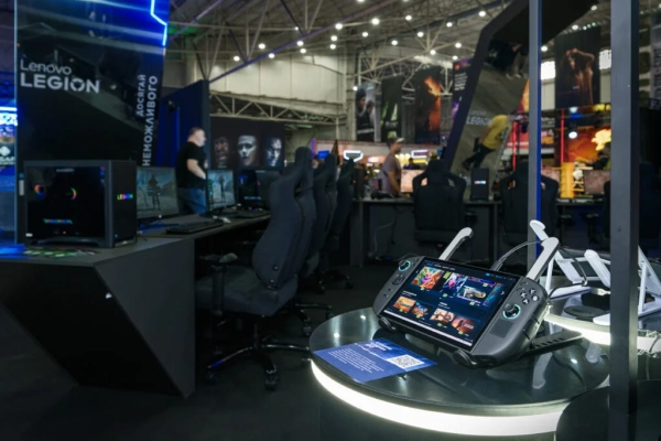 Lenovo та Hillel IT School: школярі випустили гру Expedition на Fancon 4