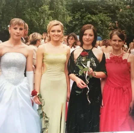 Як зірки виглядали в дитинстві: архівні фото знаменитостей 9 Як зірки виглядали в дитинстві: архівні фото знаменитостей 9