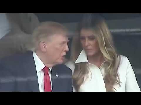 Меланія Трамп і її мова тіла: експерти розшифрували «перепалку» 12 Меланія Трамп і її мова тіла: експерти розшифрували «перепалку» 12