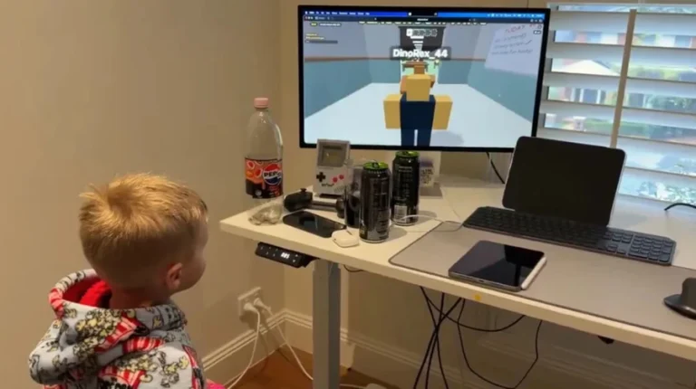 Батько створив для сина Roblox з ШІ-ботами, замінивши реальних гравців 53