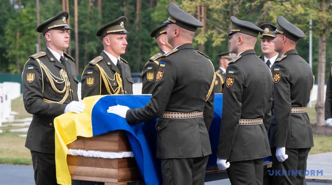 Євгена Коновальця перепоховали на Національному військовому кладовищі 3 Євгена Коновальця перепоховали на Національному військовому кладовищі 3