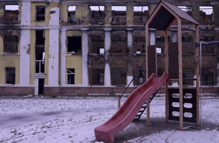 «Обережно: діти» покаже, як війна переписує дитинство українців