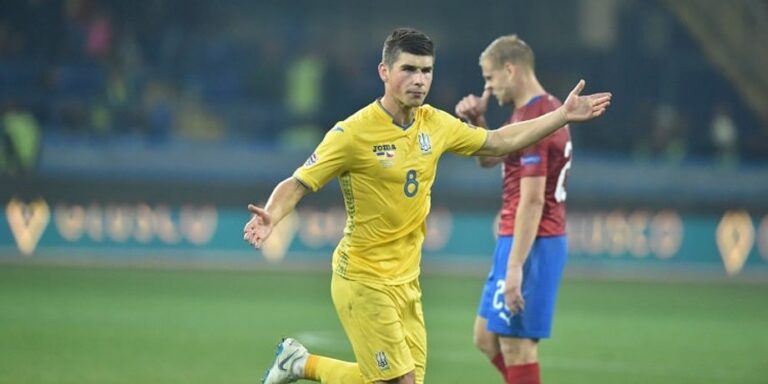 Лідери збірної України зі скандалом покидають команду перед ключовим матчем 9