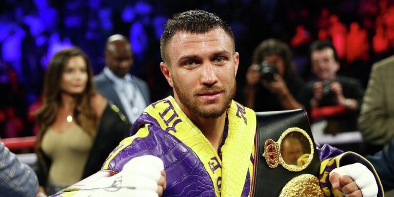 Ломаченко тренується за океаном: WBO розкрила деталі його життя 11 Ломаченко тренується за океаном: WBO розкрила деталі його життя 11