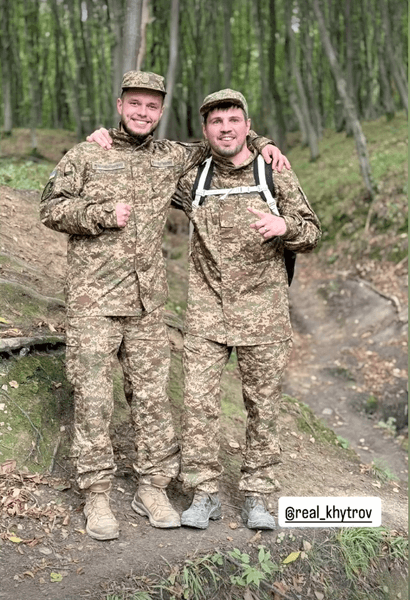 Хитров мобілізований: боксер проходить базову загальновійськову підготовку 2