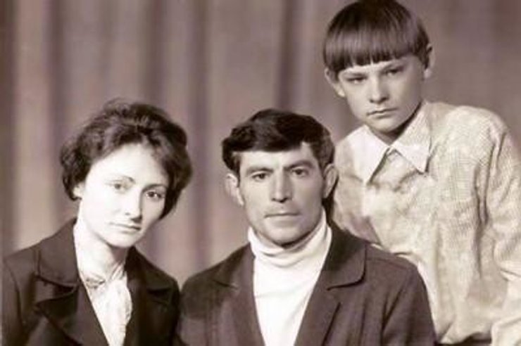Василь Стус: незламний поет, чиї факти життя та поезія вражають 3 Василь Стус: незламний поет, чиї факти життя та поезія вражають 3