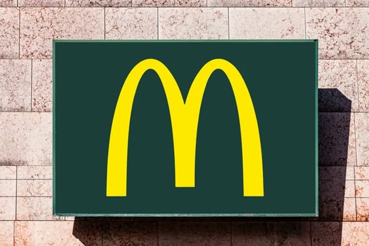 Розшифровуємо значення логотипів McDonald's, Nike, Apple, Toyota та Mazda 21 Розшифровуємо значення логотипів McDonald's, Nike, Apple, Toyota та Mazda 21